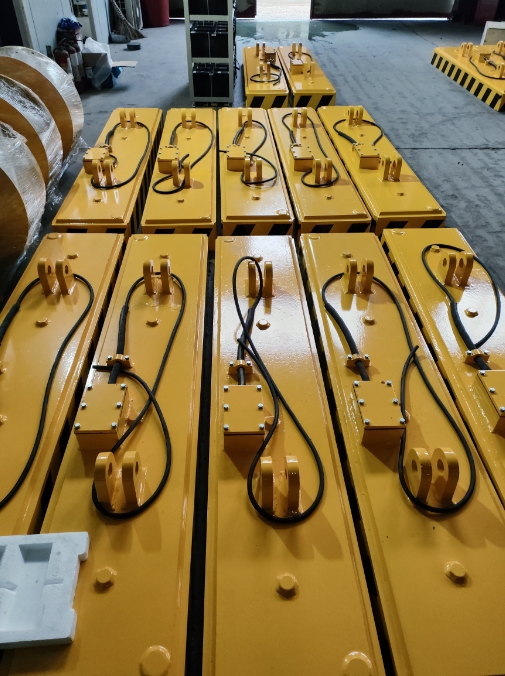 鋼板專(zhuān)用電磁鐵